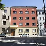Apartma Tomas's *