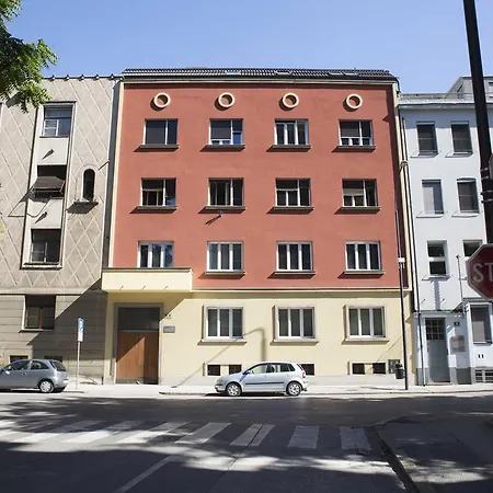 Apartment Tomas's *